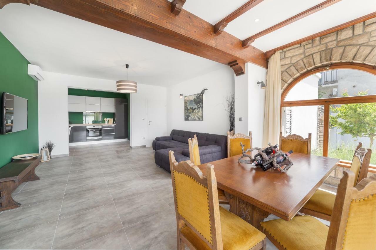 Holiday Home Oliva Vodice Exterior photo